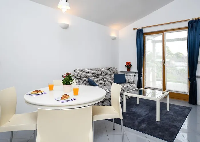 Διαμέρισμα Alice Njivice