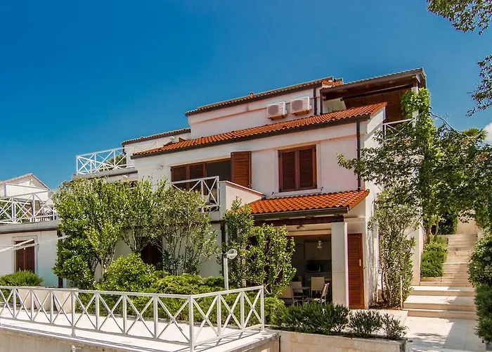 Alice Διαμέρισμα Njivice